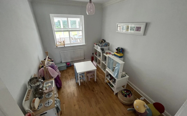5 Bedroom, 4 Bathroom, Gym, Playroom, Country Home