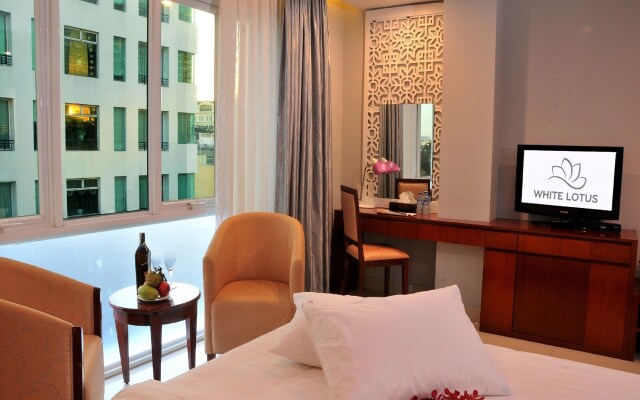 White Lotus Hotel Saigon