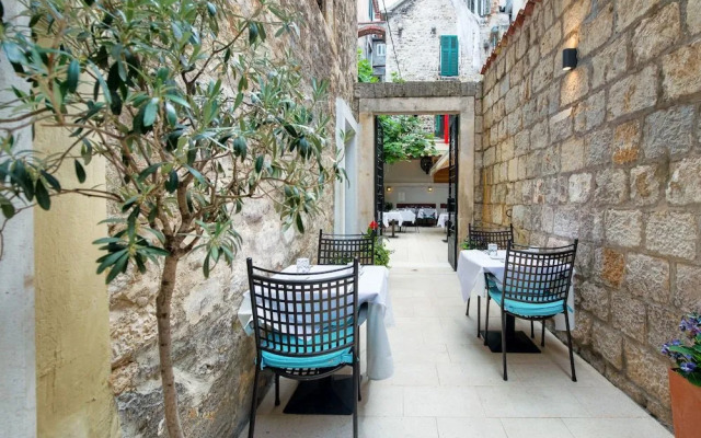 Makarun Heritage Rooms