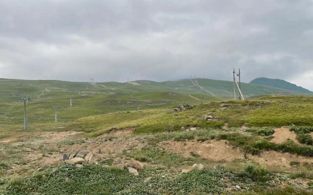 Khizina Rezo | REZO HUT