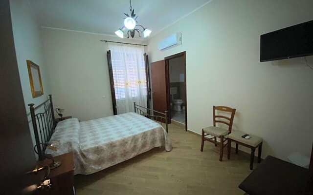 B&B Gloria