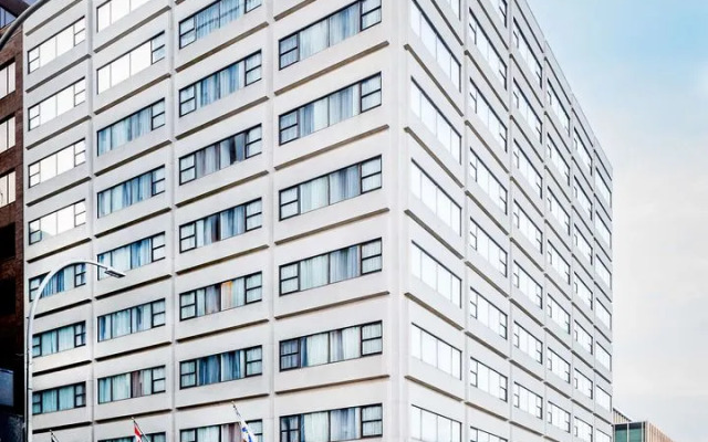 The Hollis Halifax a DoubleTree Suites by Hilton Hotel