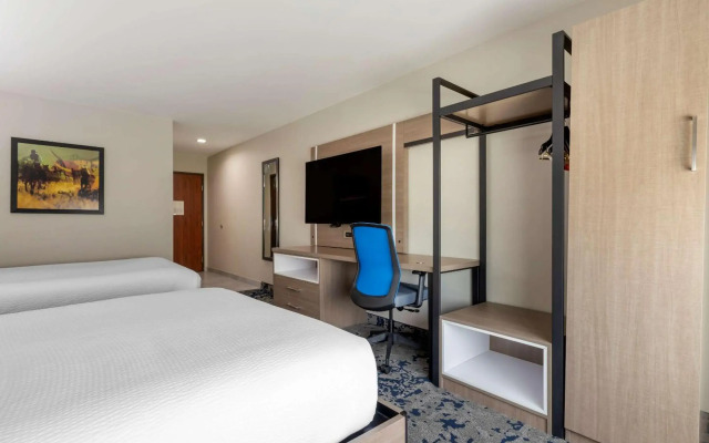 Comfort Inn & Suites