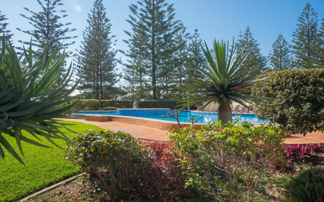 Burleigh Surf Apartments