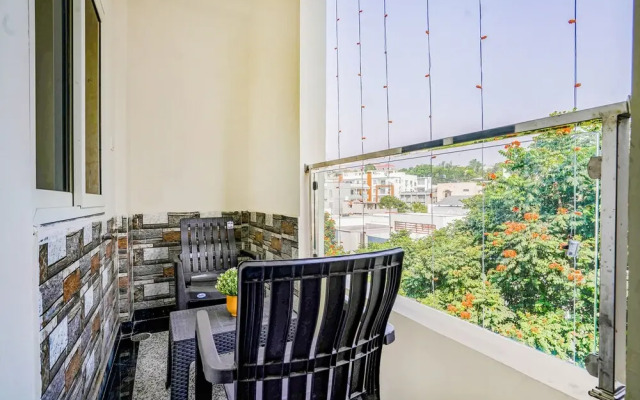 FabHotel Eminent Suites Banjara Hills