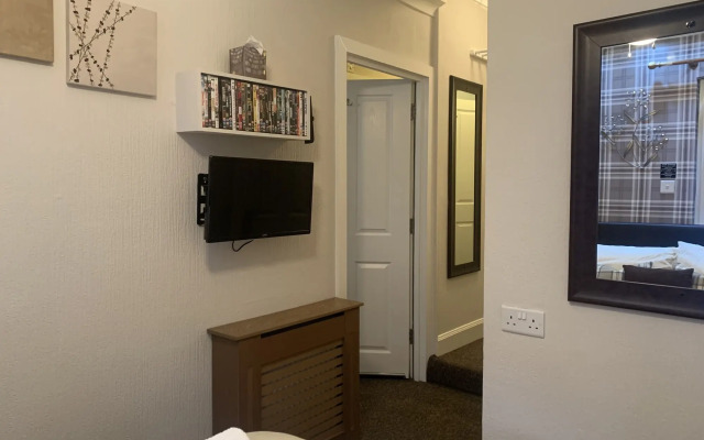 Arran Lodge