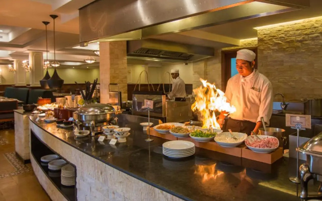 Angkor Palace Suite & Villa