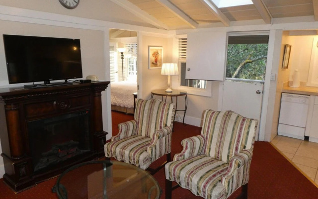 Carmel Fireplace Inn