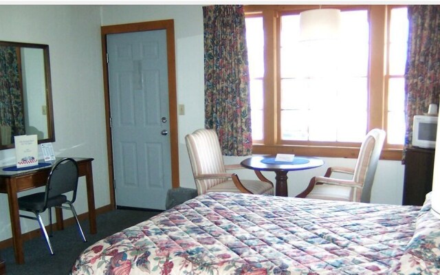 Eastview Motel