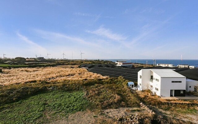 Woljeong Hill Pension