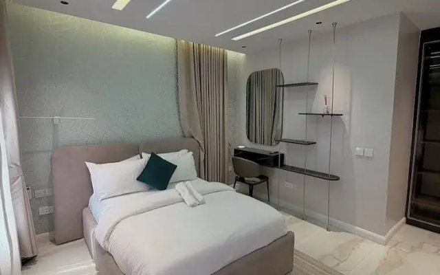 Sparkles Apartment