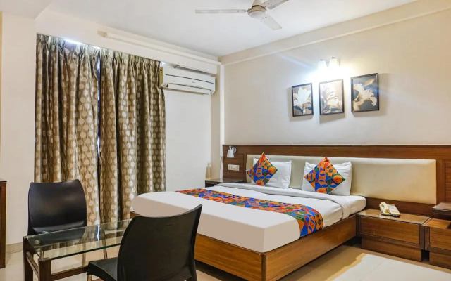 OYO Rooms South Main Road Koregaon park