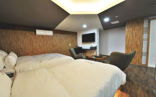 YTT Hotel Nampo dong Busan