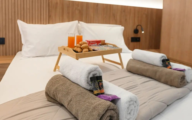 MGK Complex Suite With Private Pool Ligaria Made