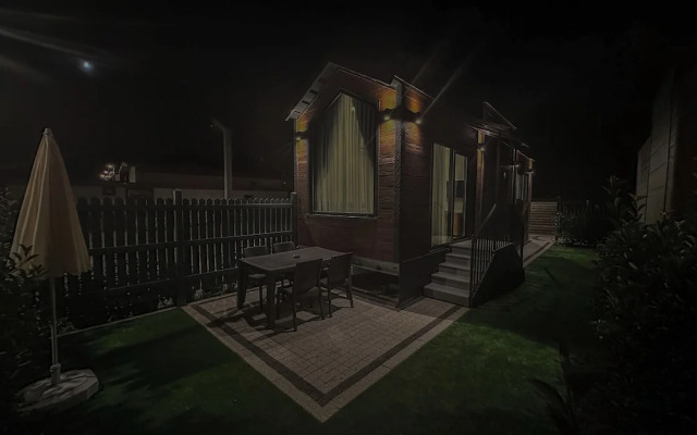 Baronet Tiny House Boutique Hotel