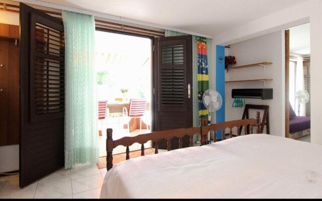 Studio Apartment Nik-50m from beach
