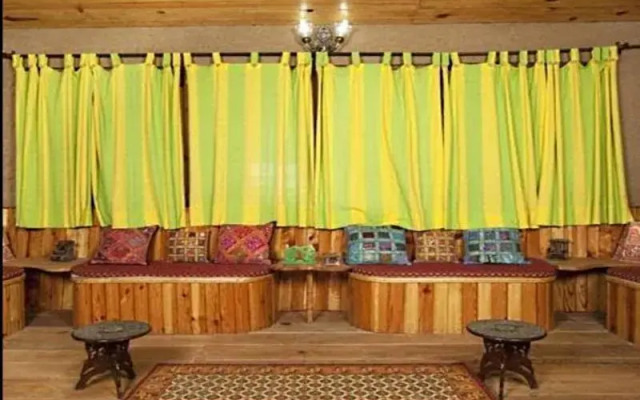 Perfectly Located Resort amidst Majkhali Woods