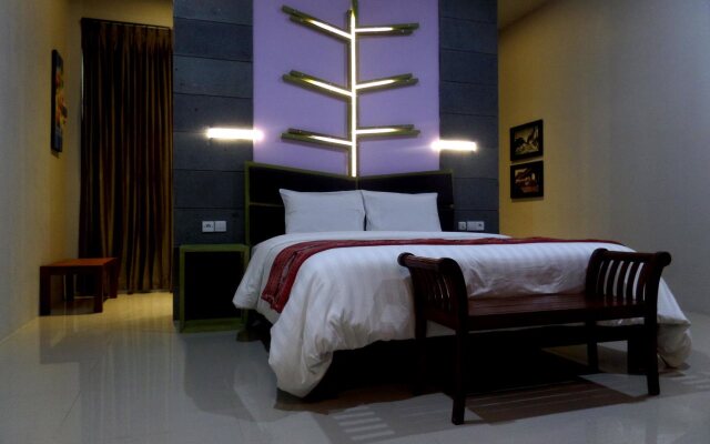 Bukit Daun Hotel and Resort