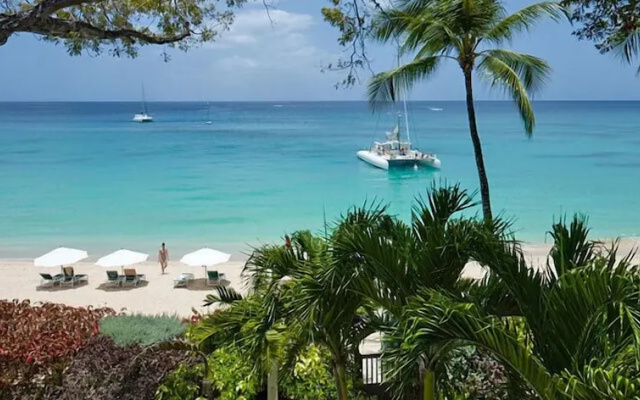 Coral Cove 8 - Condo Life's A Beach