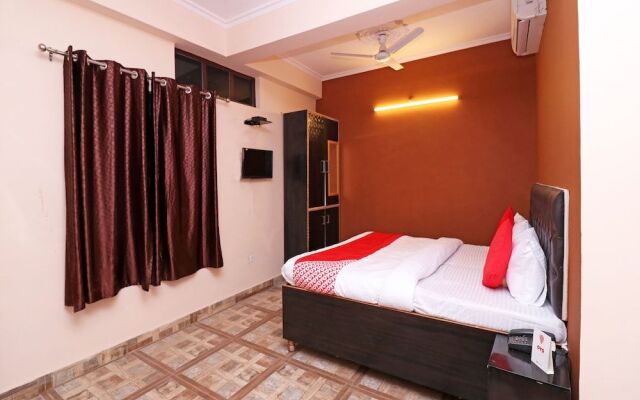 OYO 19123 Sunshine Guest House