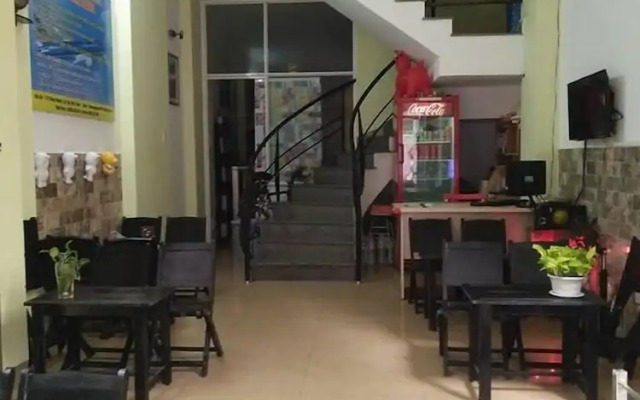 Queen Pearl Hostel