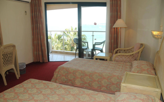Aska Just In Beach – All Inclusive