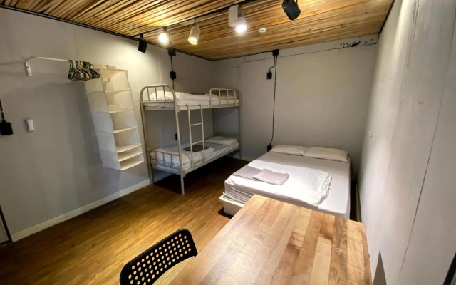 Pop @ Itaewon Boutique Guest House - Hostel