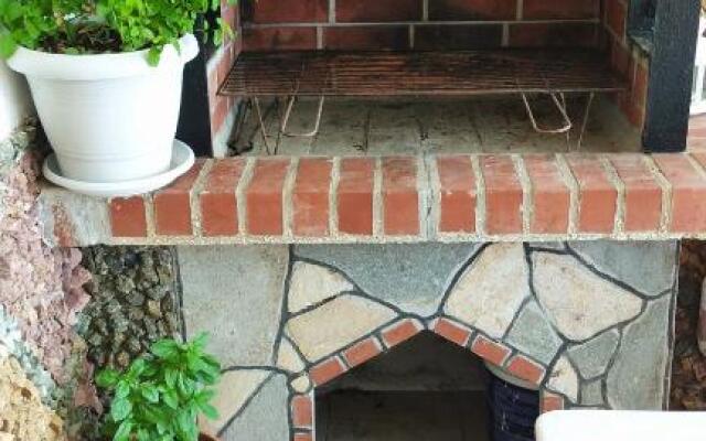 Golden Sunset Beach Apartment