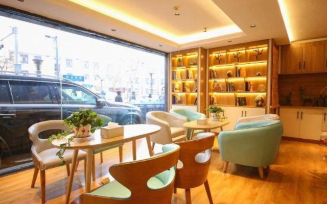 Blossoming Quality Hotel