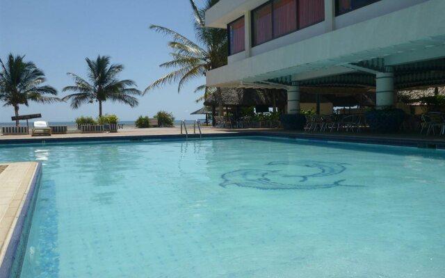 Beachcomber Hotel & Resort