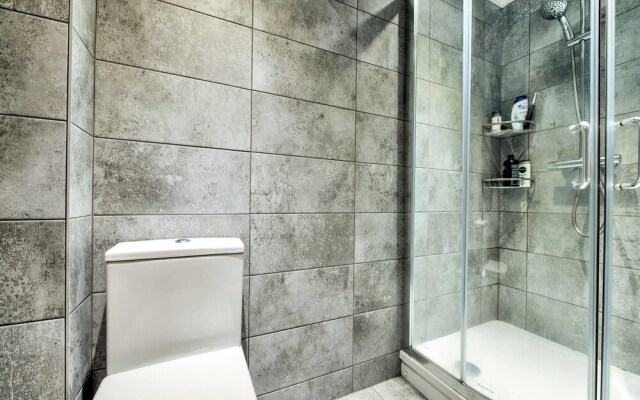 Gorgeous Modern Apartment in Canonmills