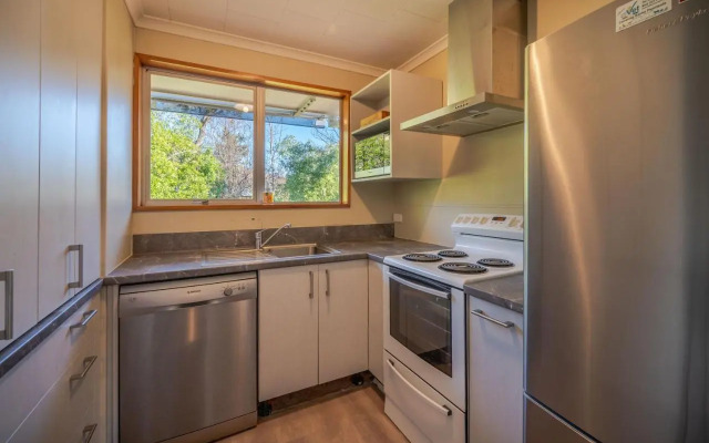 Woodills Wonderland - Akaroa Holiday Home