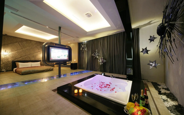 Dubai Villa Motel