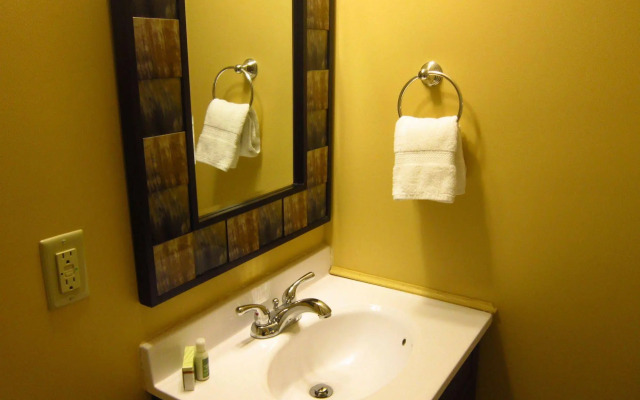 Chipman Hill Suites on Sydney