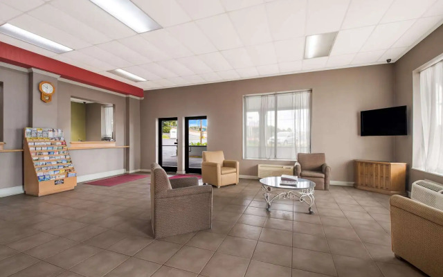 Suburban Studios Cleveland Central