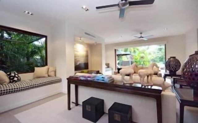 26 Beachfront Mirage