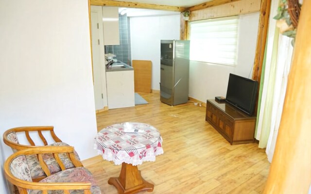 Wonju Munmak-eup Healing & Recreation Park Pension