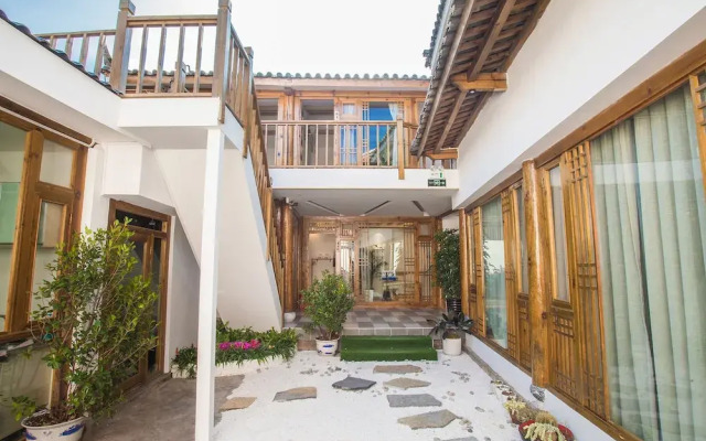 Lijiang Hidden Time Inn
