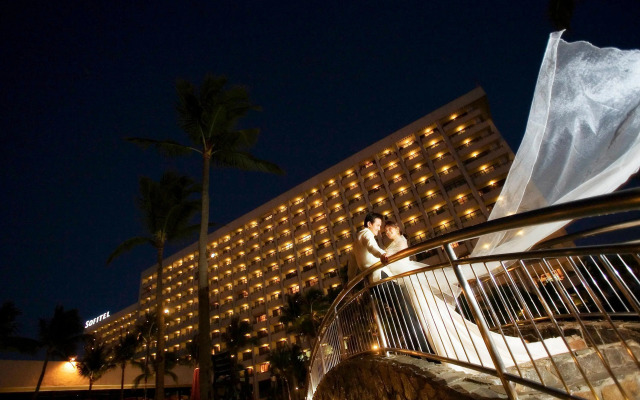 Sofitel Philippine Plaza Manila