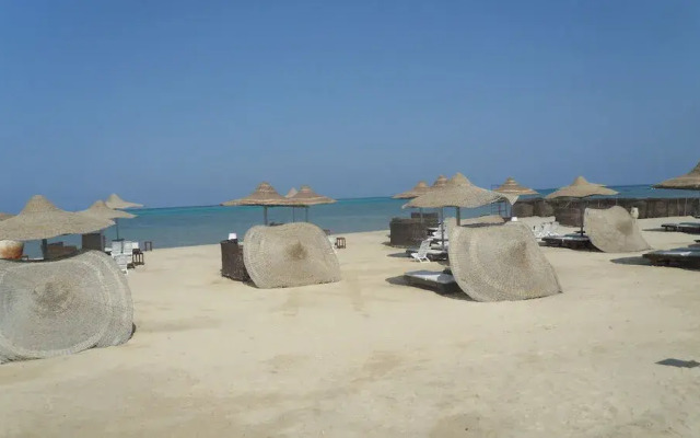 FAM and Resort