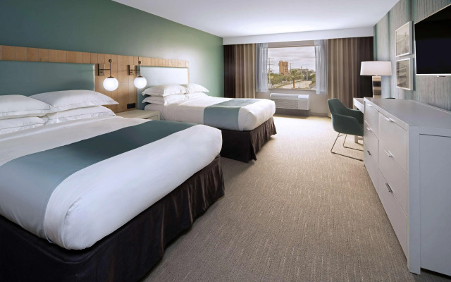 SunCoast Park Hotel Anaheim Resort, Tapestry by Hilton
