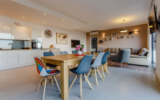 Luxury Villa Grand View