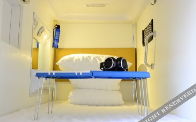 Shangjian Capsule Hotel Chongqing Jiefangbei