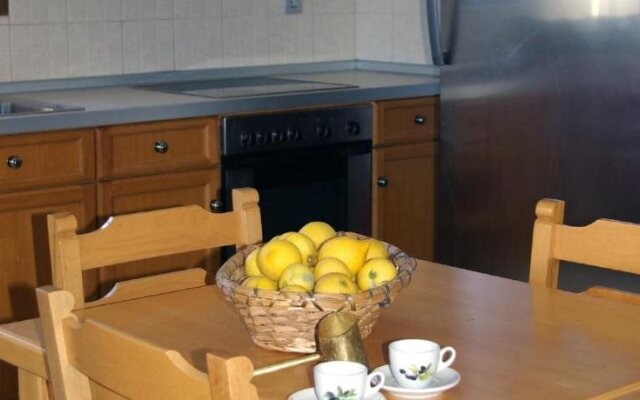 Monolithos Village Apartments