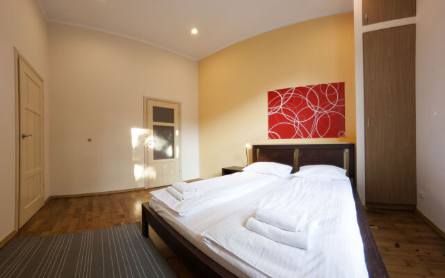 Yourplace Top Apartments