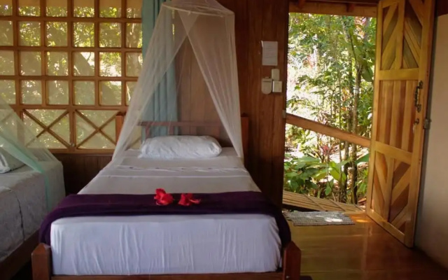 Bungalow Casa Bosque, With Balcony and sea View