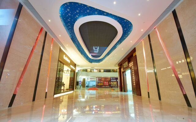 Huayu Landmark Hotel
