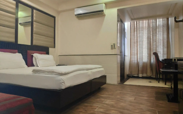 Hotel Aadhar