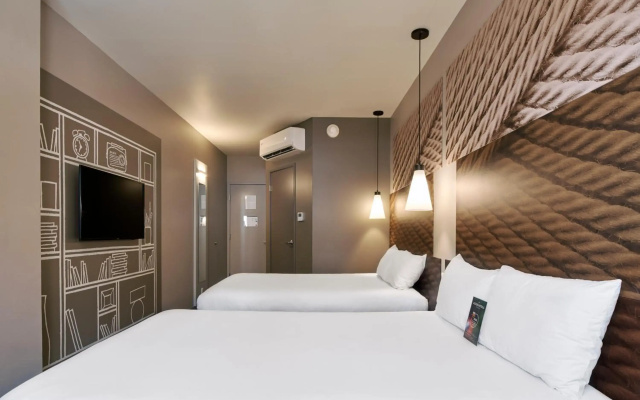 ibis Torreon