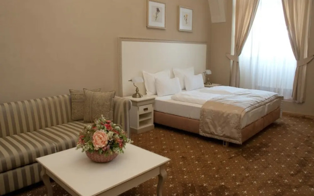 Hotel & Restaurant Gino Park Palace